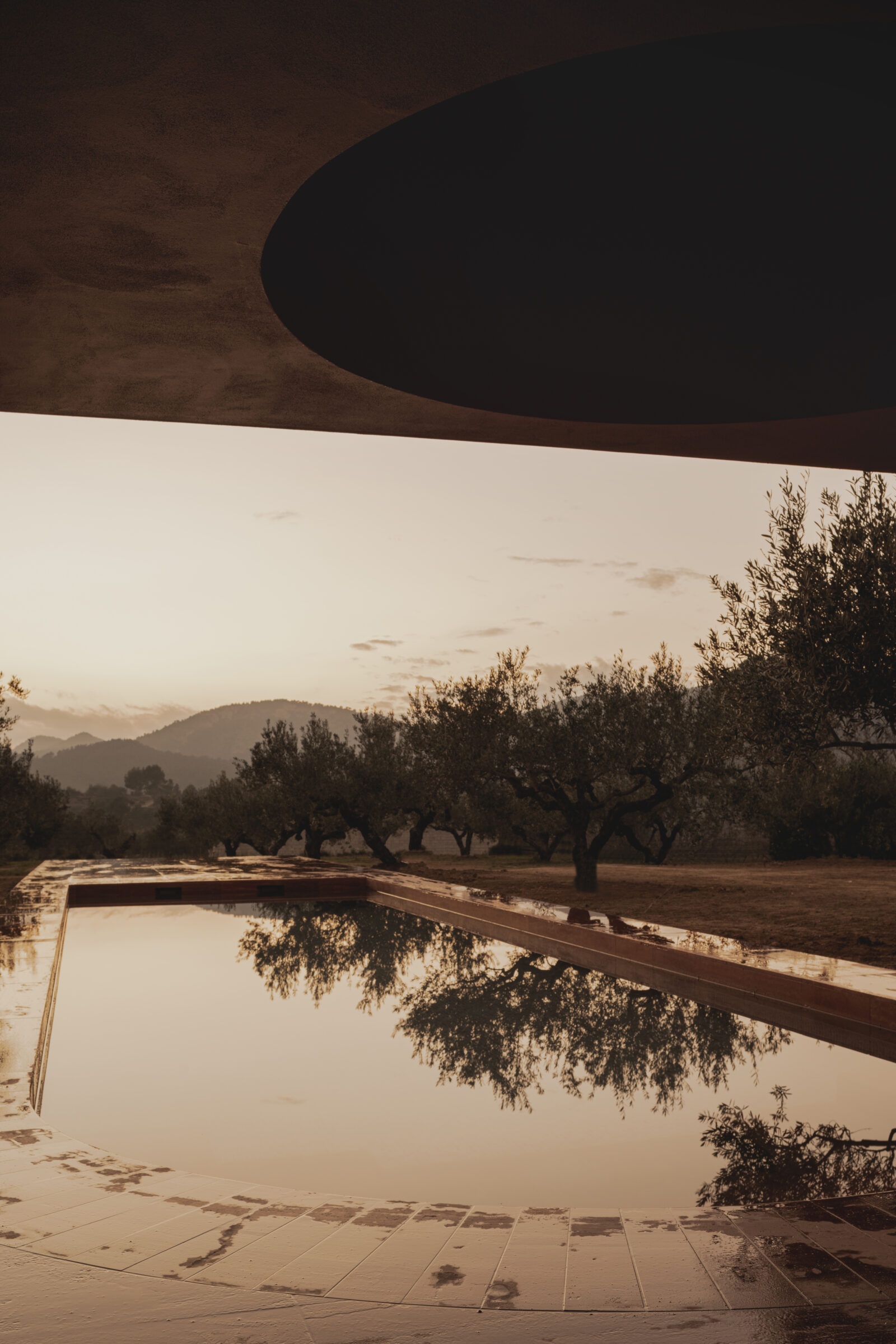 Architecture and climate: on building for the long term