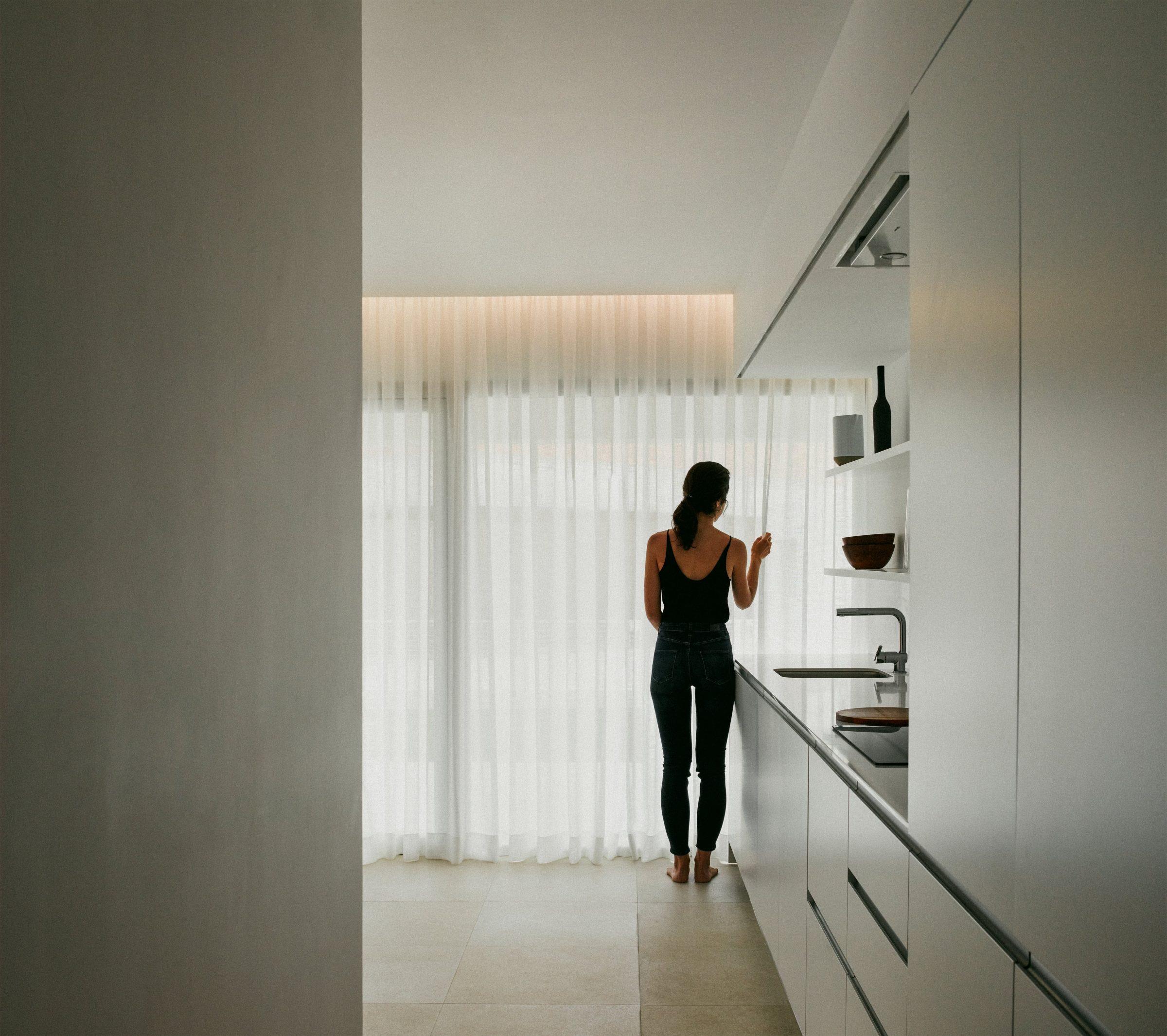 Kitchen with sheer curtains and daylight, Mirasal, Torrevieja