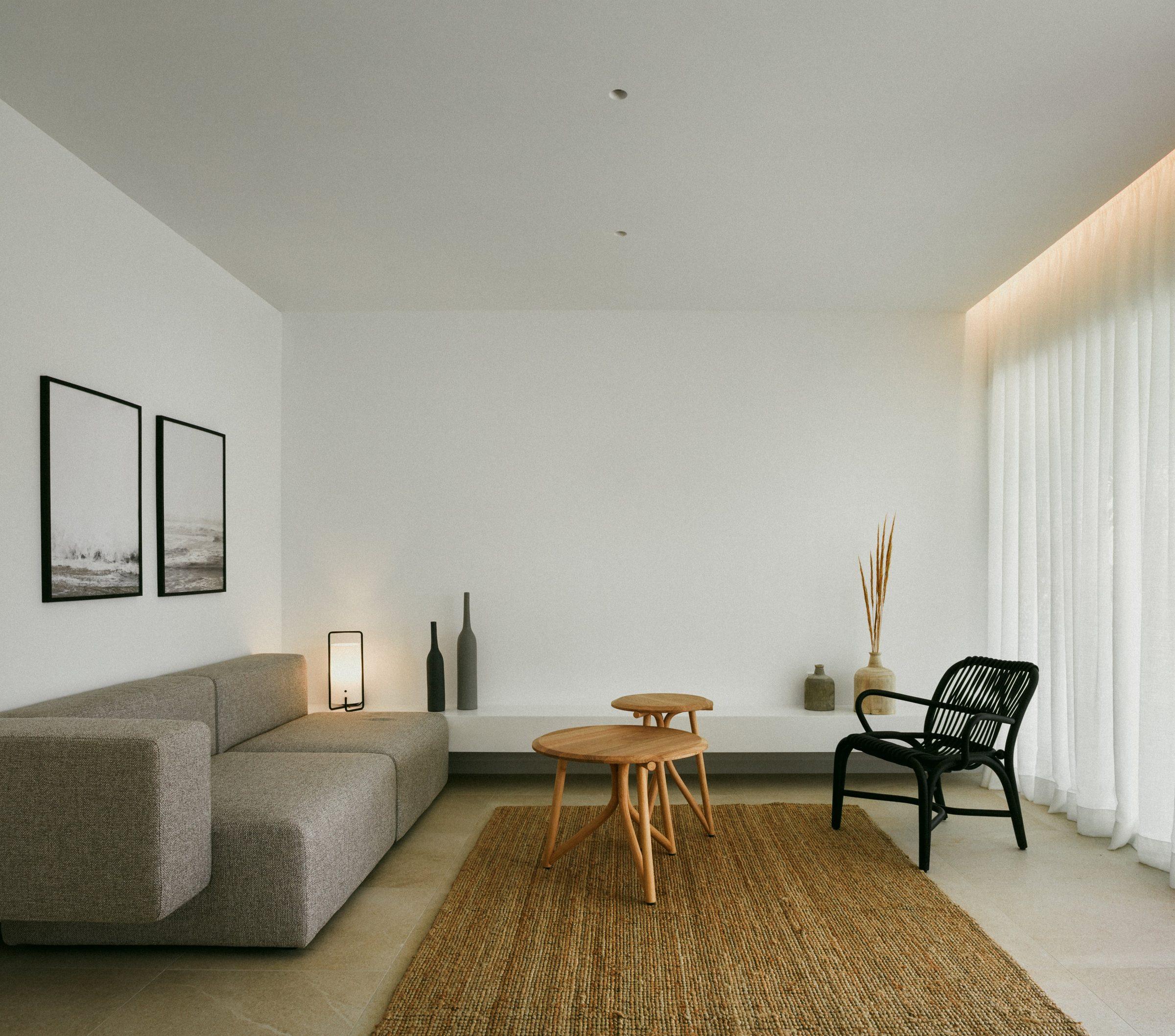Living room in white with a jute rug, Mirasal, Torrevieja
