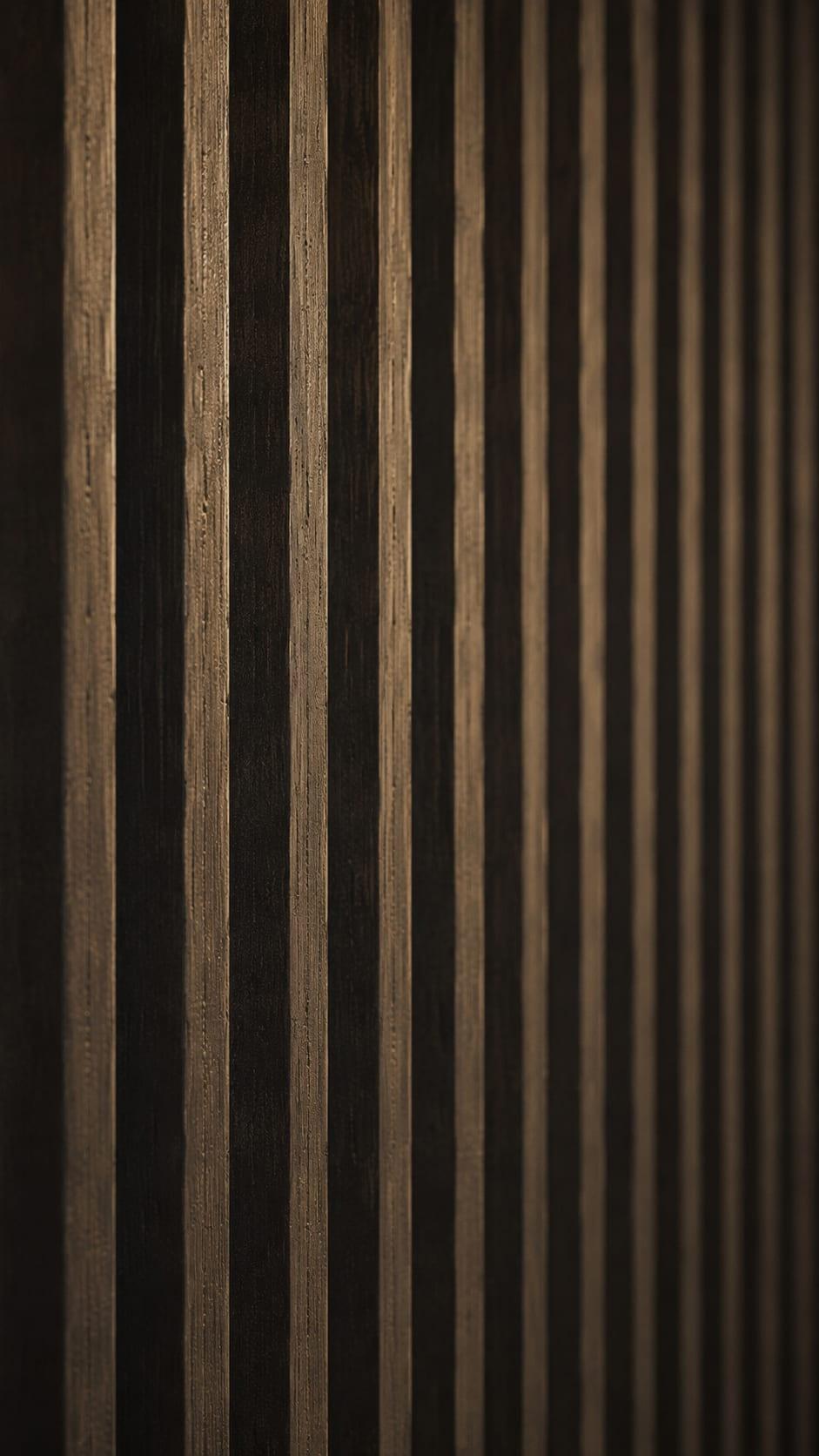 Moraleja CN6 House, material detail: stained oak slats (alistonado)
